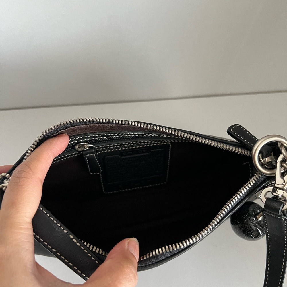 Vintage Coach Hamptons Leather Demi Bag - Picture 7 of 9